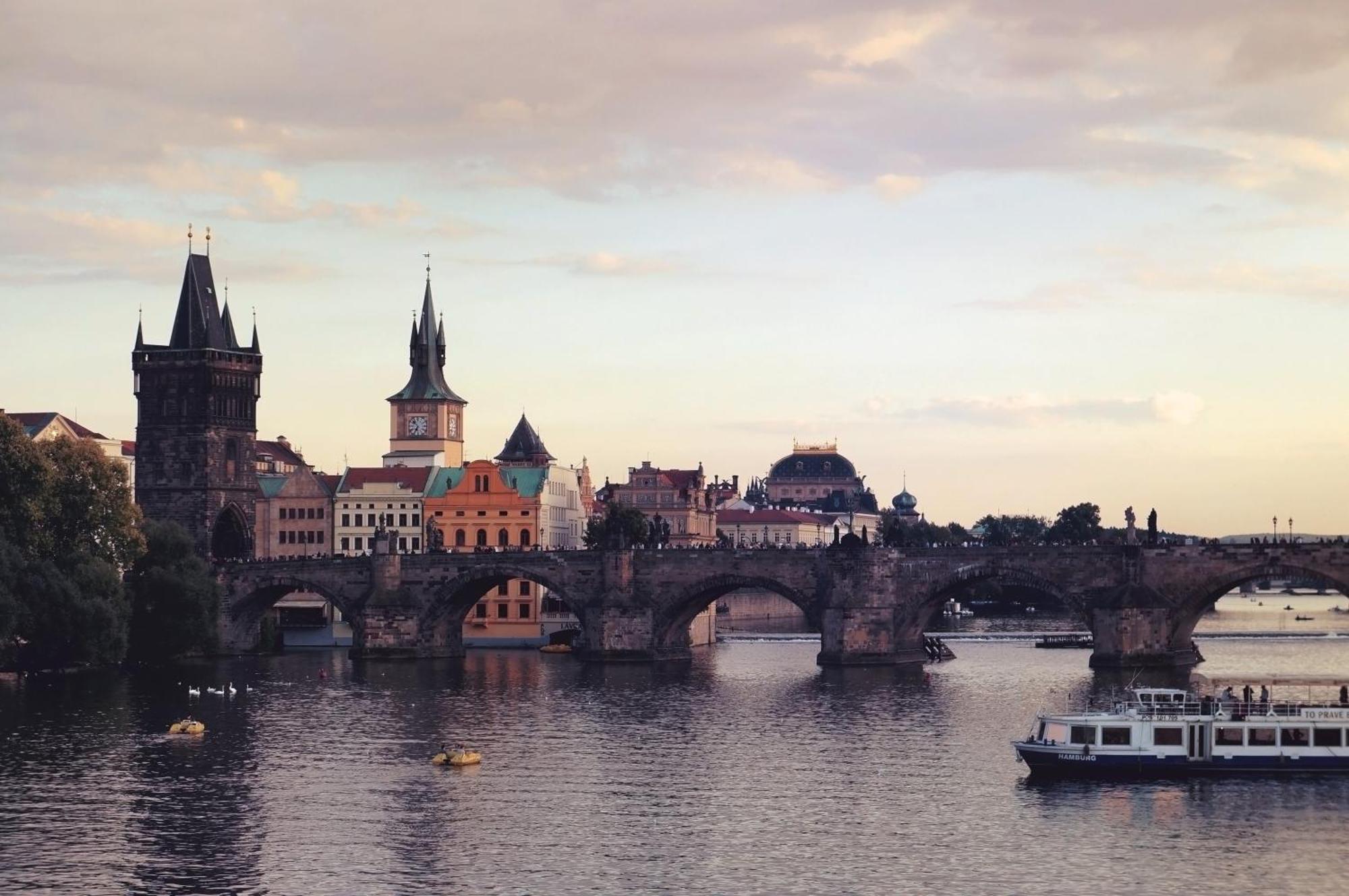 Cozy Homestay At Andel Prague Luaran gambar